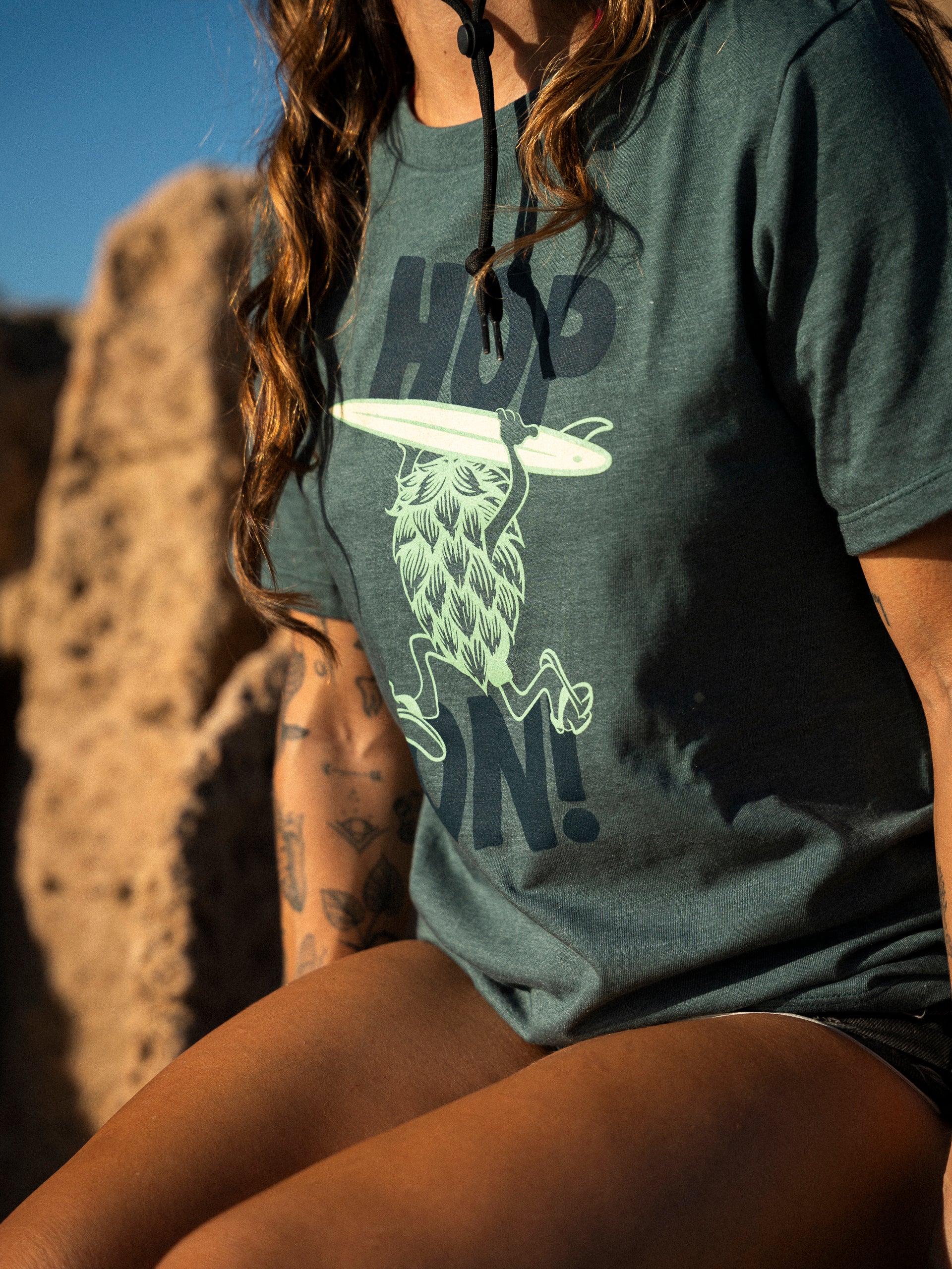 PLAYERA LUPULO HOP ON!